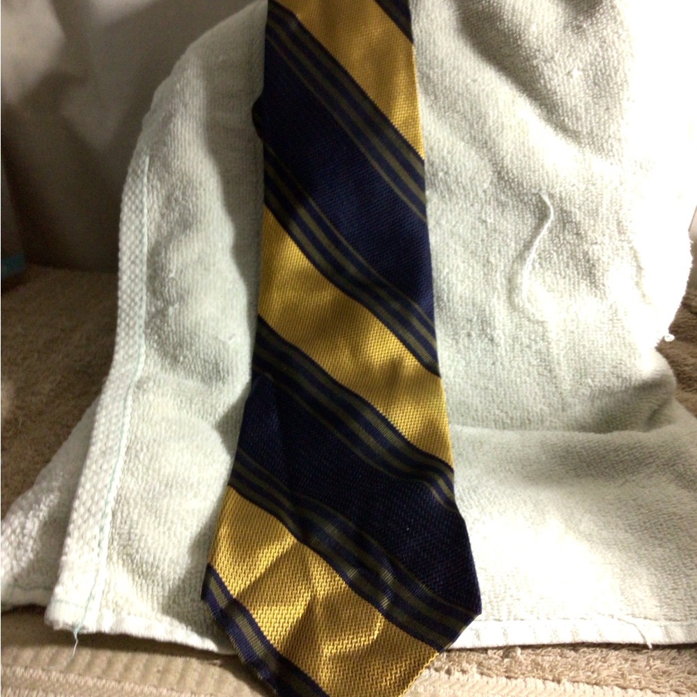 Nordstrom Navy and Gold Diagonal Stripe Tie